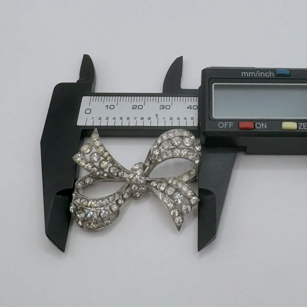 Vintage crystal bow